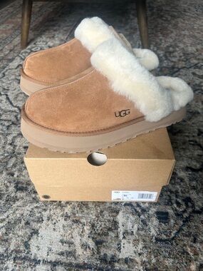 UGG Disquette Chestnut Shearling Clog Slippers